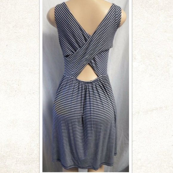 "ANN TAYLOR LOFT" BLUE STRIPED CAREER CASUAL OPEN BACK SEXY DRESS SIZE: XS NWT - Picture 3 of 3